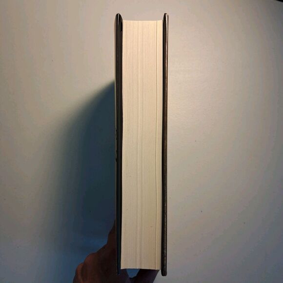 Fourth Wing, Rebecca Yarros, 1st Edition Red Tower, 2023, HC/DJ - Picture 6 of 6